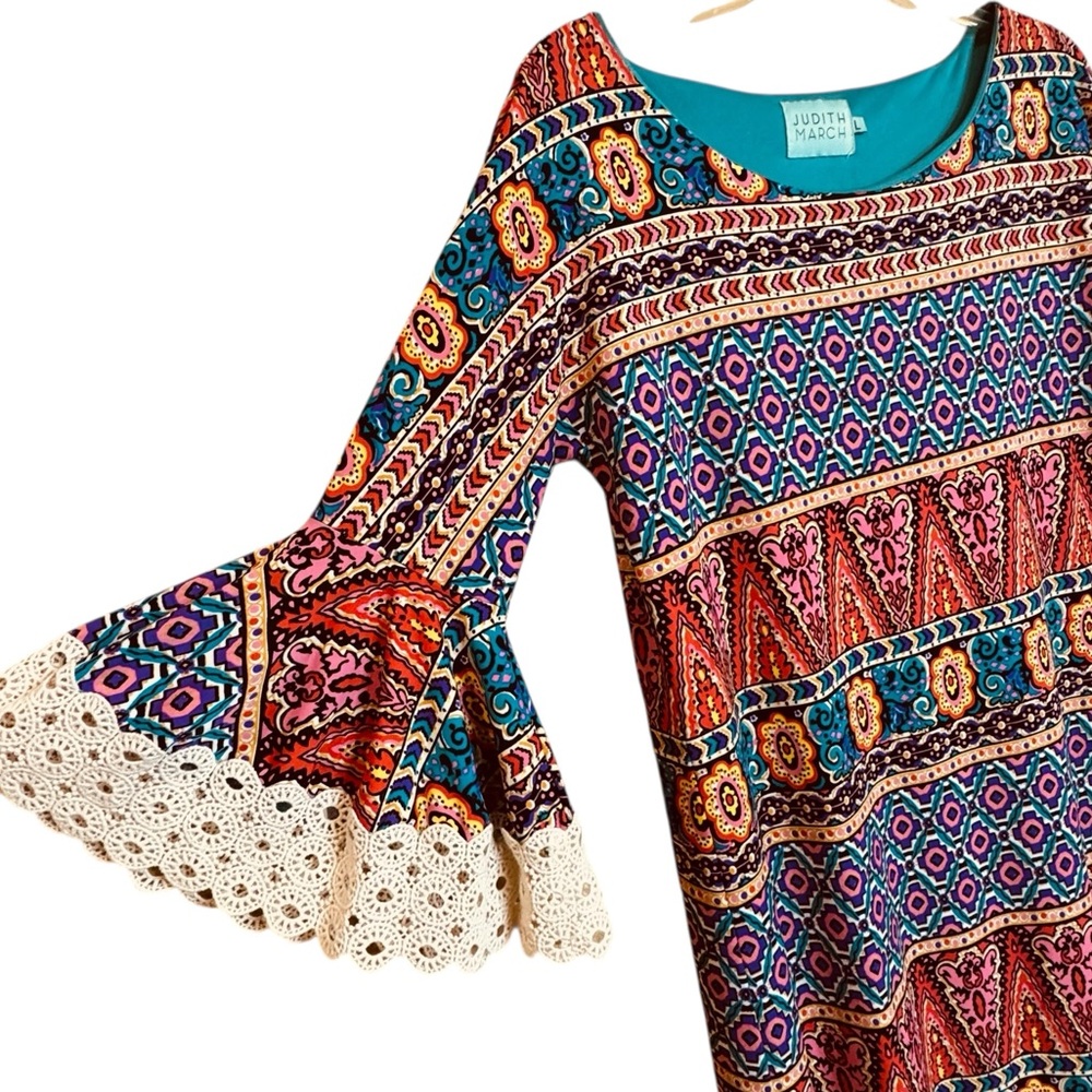 Judith March Vibrant Aztek Patterned Bell Crochet Trim Sleeve Dress sz L
